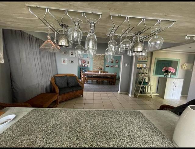 4 BEDROOM HOUSE FOR SALE IN MEYERVILLE